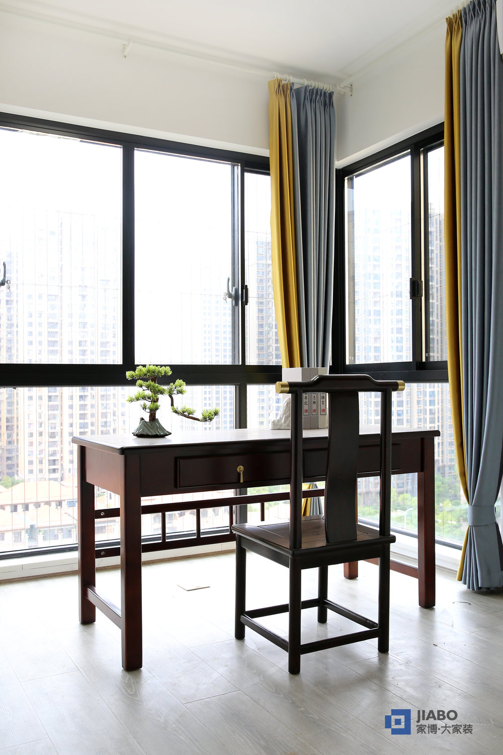 桂花城三室兩廳新中式風格裝修案例 7陽臺書房.jpg